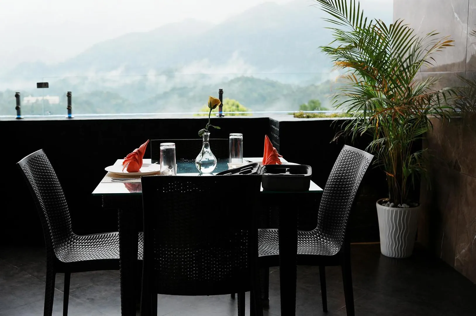 Viceroy Luxury Mountain Resort And Spa ムンナール