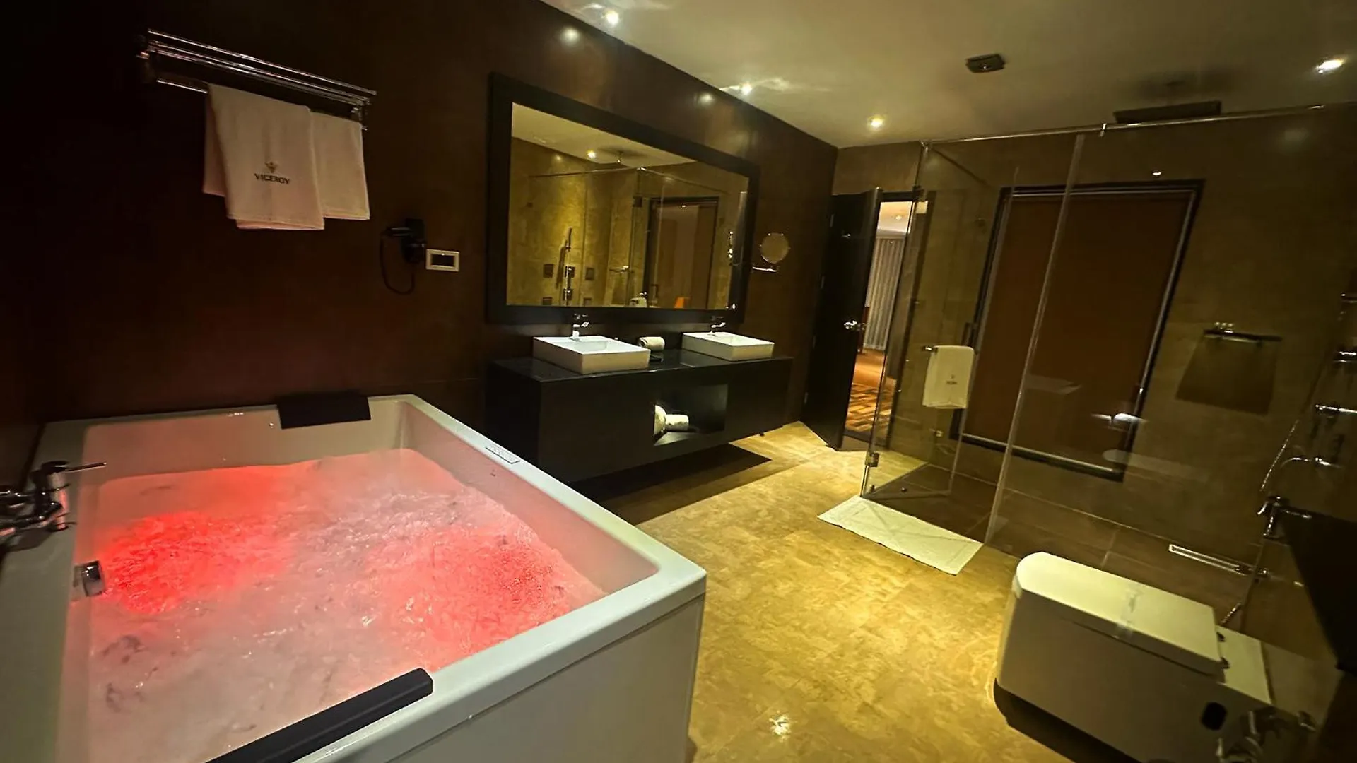 Viceroy Luxury Mountain Resort And Spa ムンナール 5*,