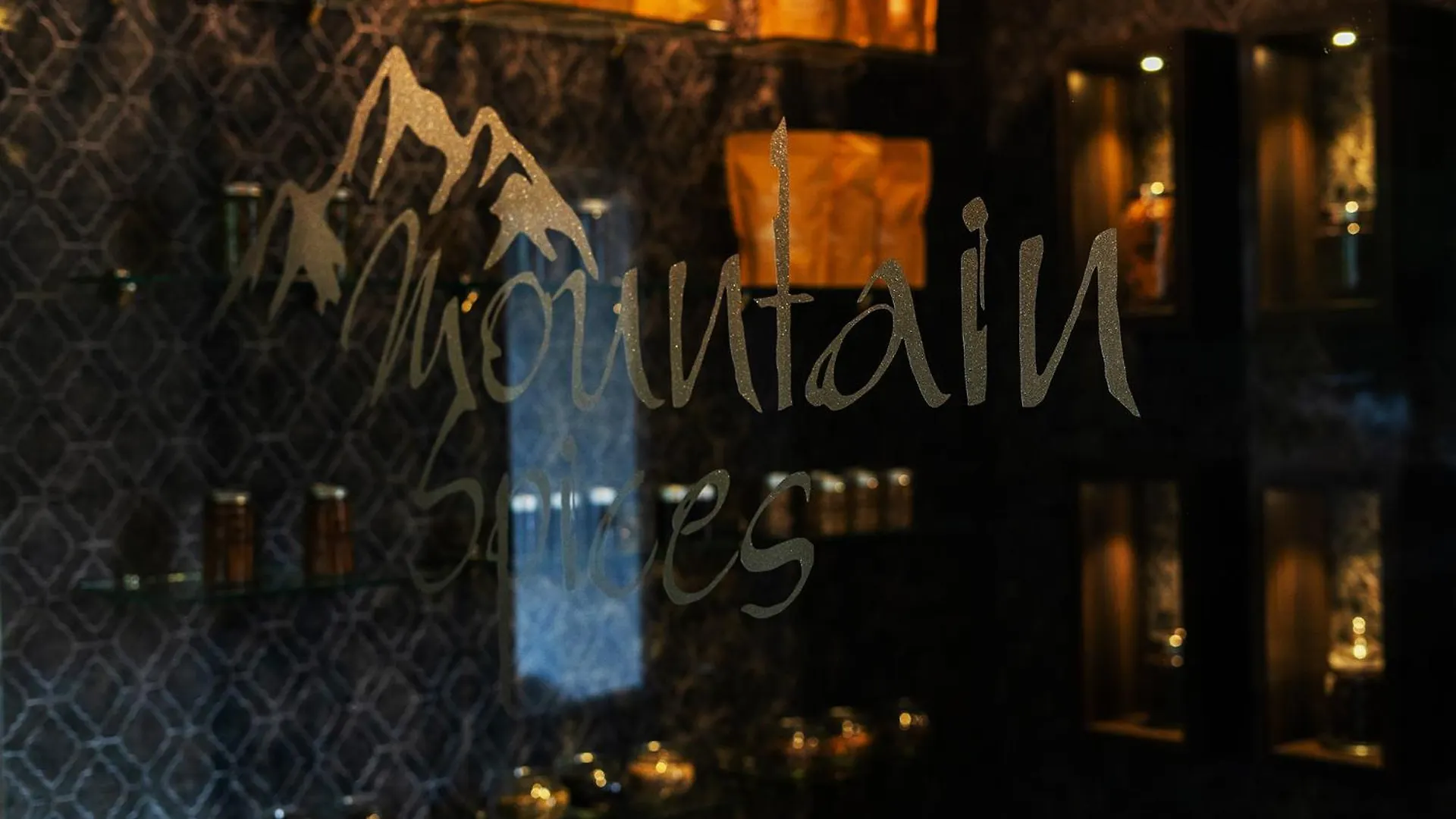 Viceroy Luxury Mountain Resort And Spa ムンナール 5*,  インド