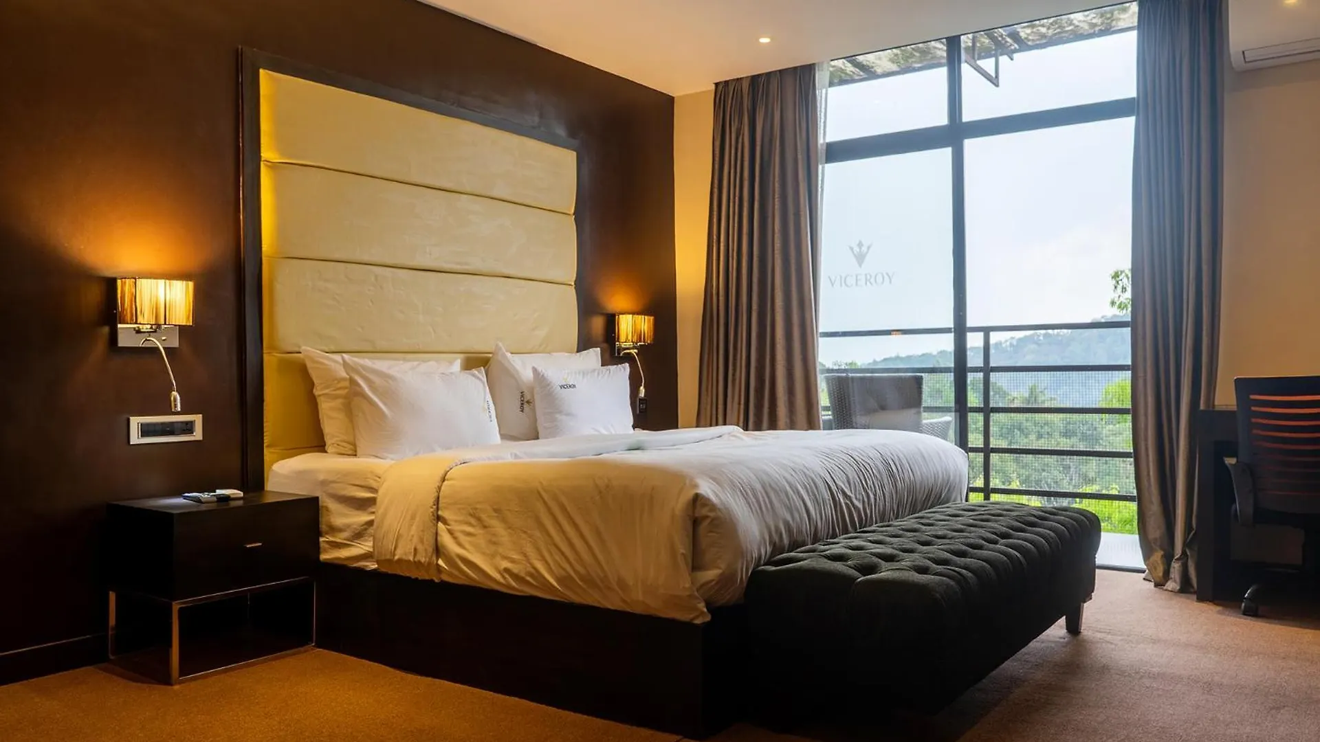 ホテル Viceroy Luxury Mountain Resort And Spa ムンナール