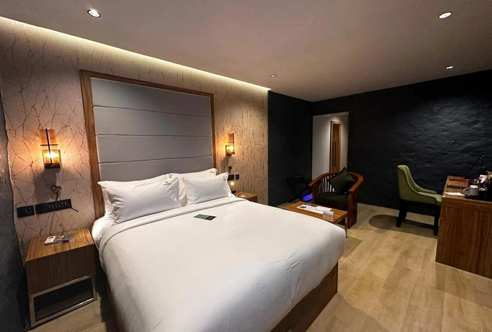 ホテル Viceroy Luxury Mountain Resort And Spa ムンナール